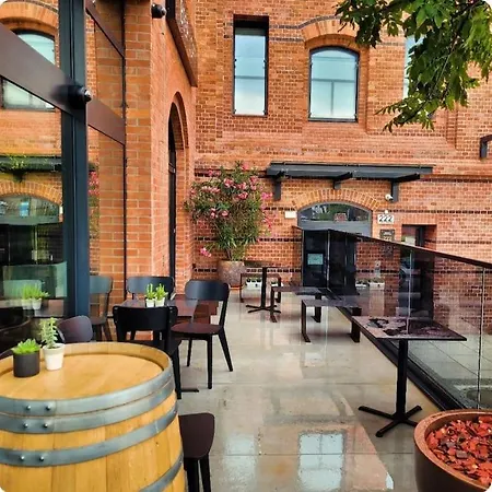Great Loft Style In Historic Brewery * Breslavia